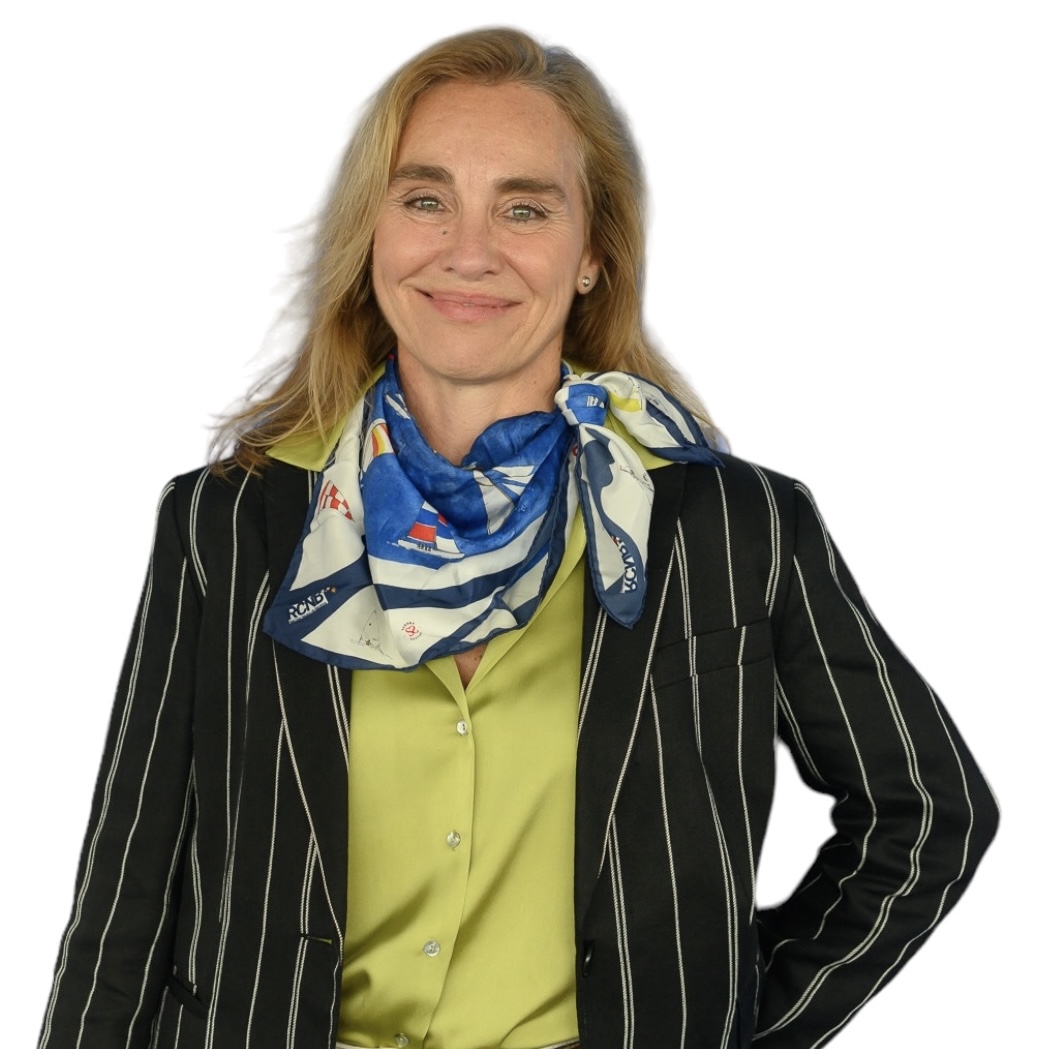 BOATS ON THE HIGH SEAS - SANDRA SALVAT